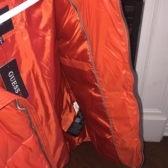 Guess winter jacket 🔥🔥 - Picture 5 of 6